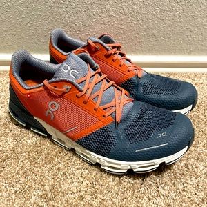 On Cloud Men’s 10.5